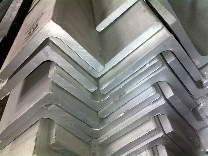 高锌层镀锌角钢加工特点与应用